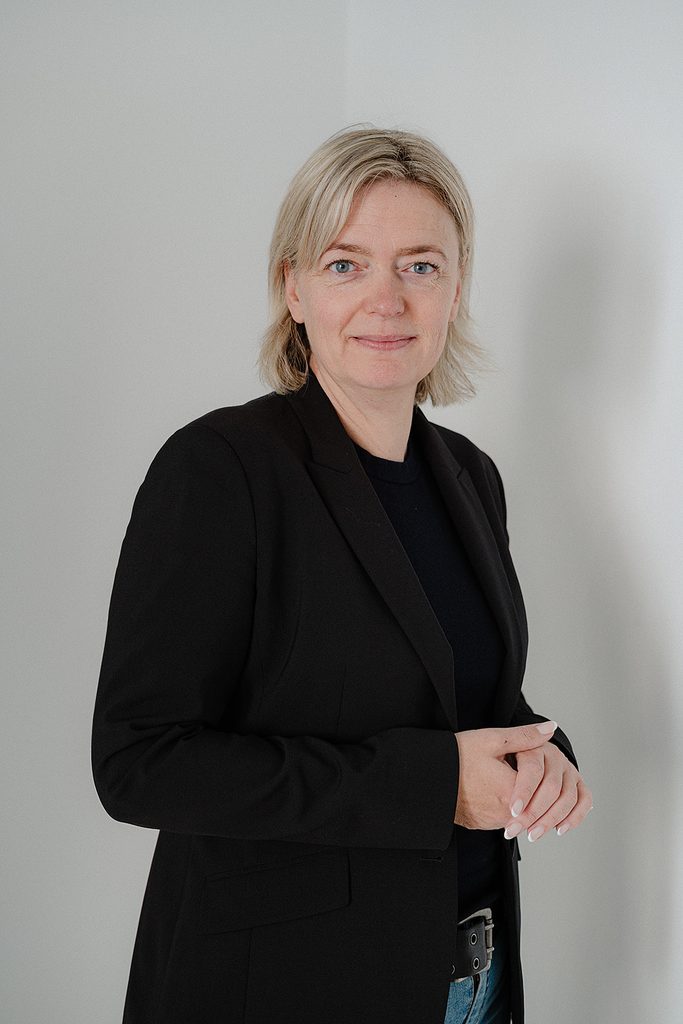 Helle Schoubye – ICF PCC-certificeret coach og underviser i personligt lederskab